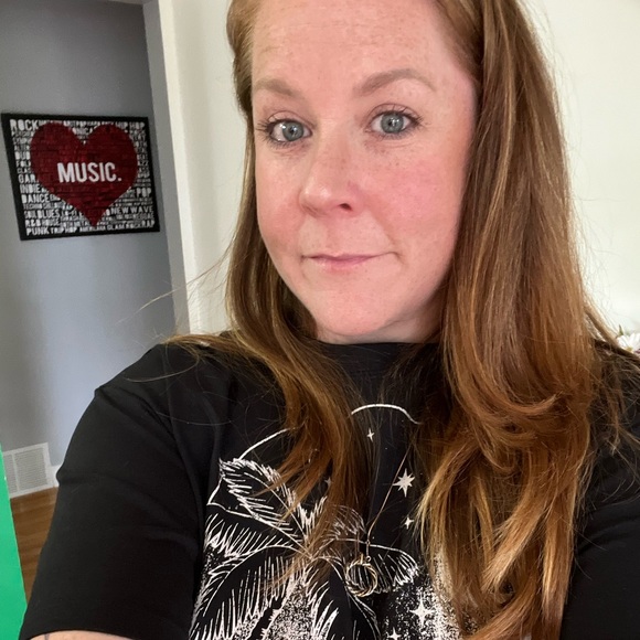 Meet your Posher, Jaylene - Picture 1 of 1